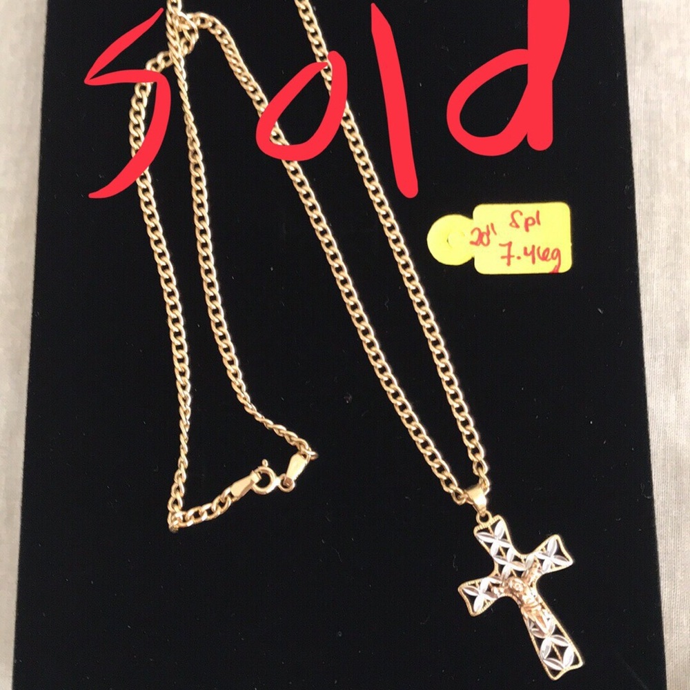18k gold cross pendant necklace
